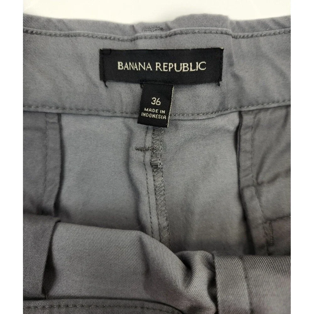 Lot of 3 Banana Republic Shorts Mens Size 36 Gray and Tan Excellent Condition